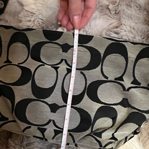 Coach Signature Black Canvas Bag - Picture 6 of 12